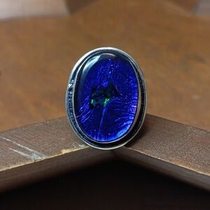 Elegant Purple Oval Glass Ring